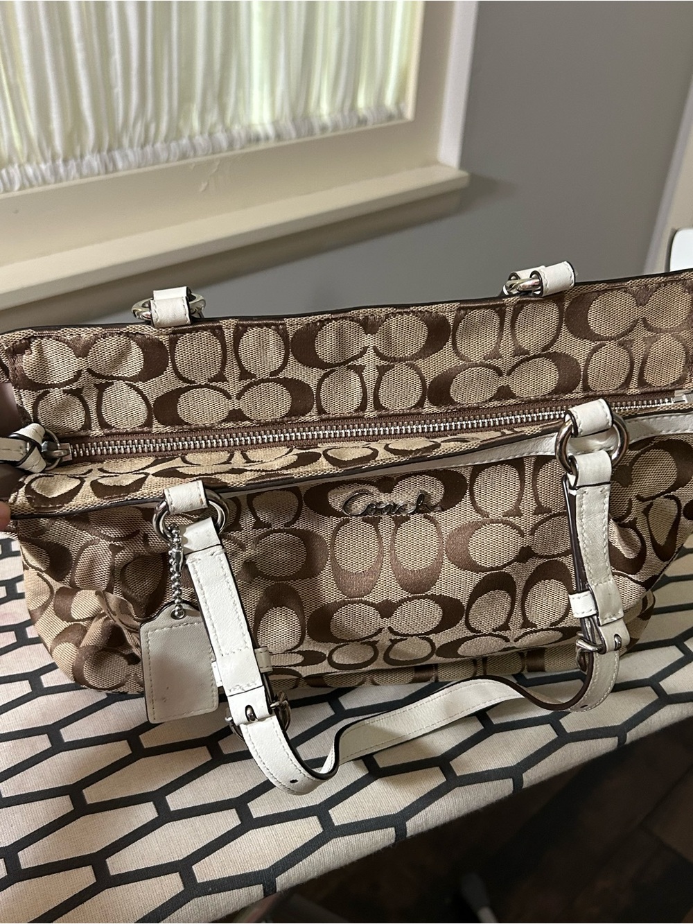 Coach Signature Gallery East West Tote Canvas - Picture 8 of 8